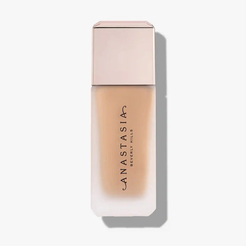 Impeccable Blurring Second-Skin Matte Foundation