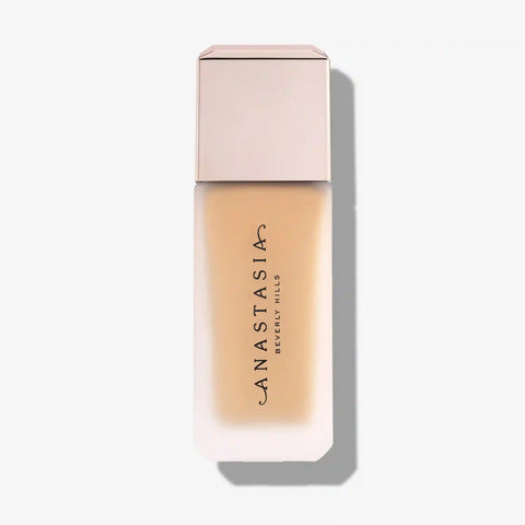 Impeccable Blurring Second-Skin Matte Foundation