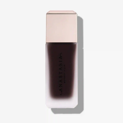 Impeccable Blurring Second-Skin Matte Foundation