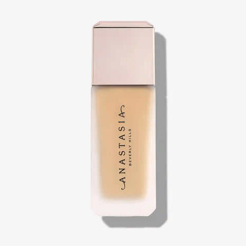 Impeccable Blurring Second-Skin Matte Foundation
