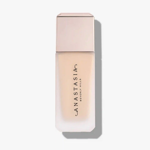 Impeccable Blurring Second-Skin Matte Foundation