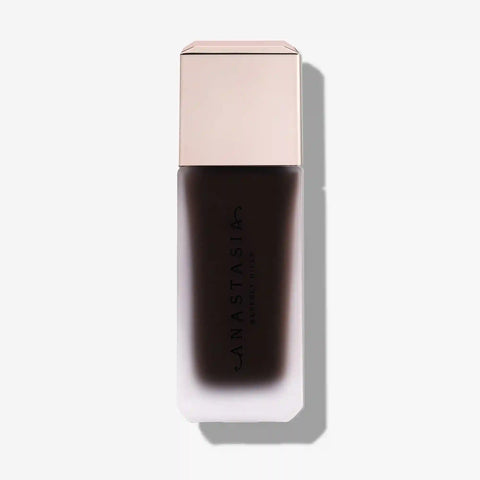Impeccable Blurring Second-Skin Matte Foundation